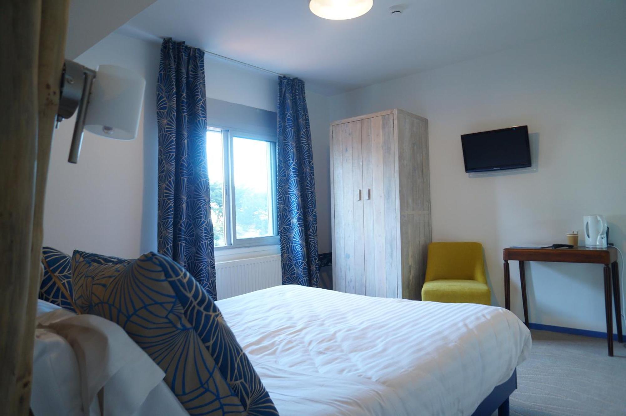 Hotel Et Studios Le Marina Baie De La Baule Pornichet Room photo
